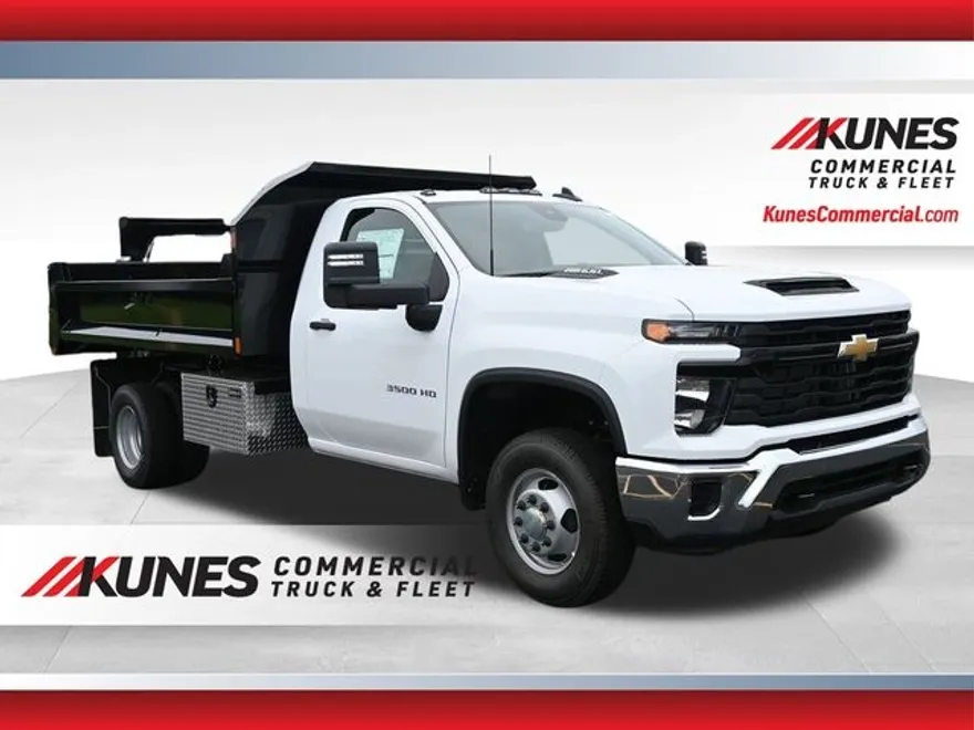 2025 Chevrolet Silverado 3500HD Work Truck photo 1