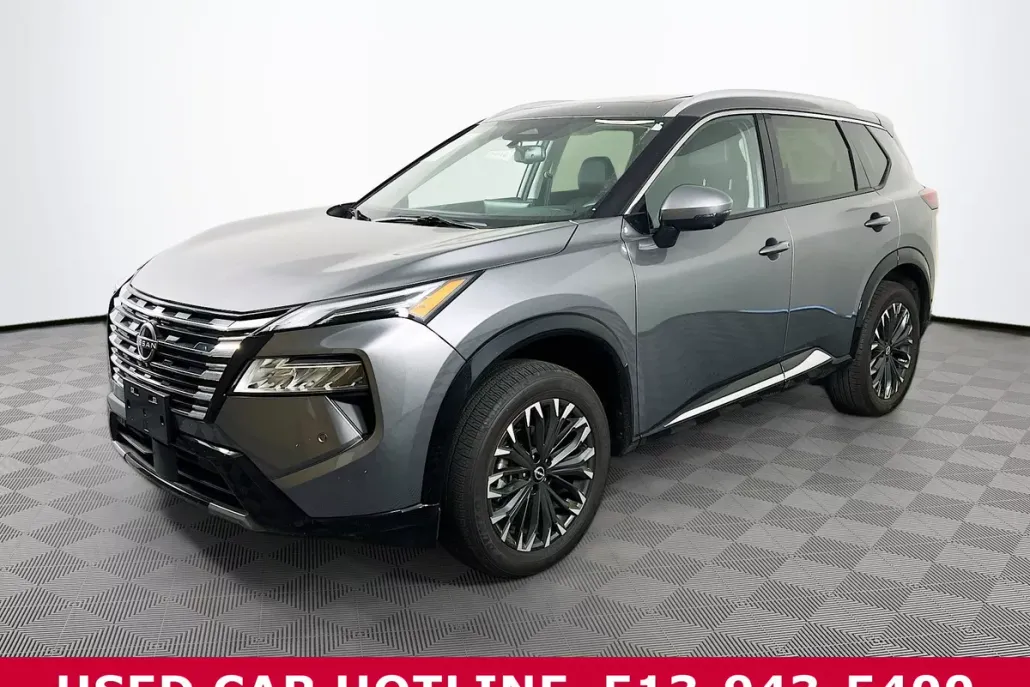 2024 Nissan Rogue Platinum photo 1