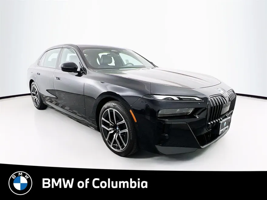 2024 Bmw 740i Sedan photo 1
