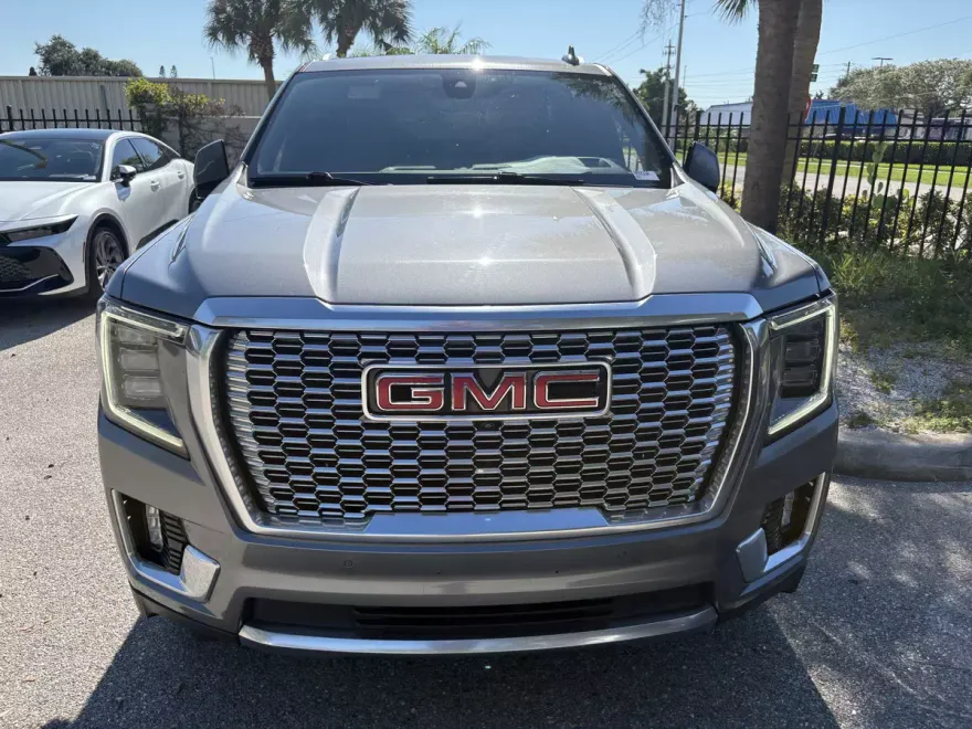 2022 Gmc Yukon Denali photo 1