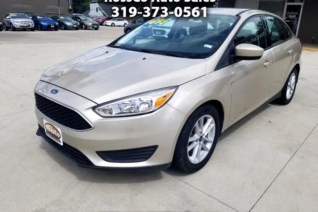 2018 Ford Focus Sedan photo 1