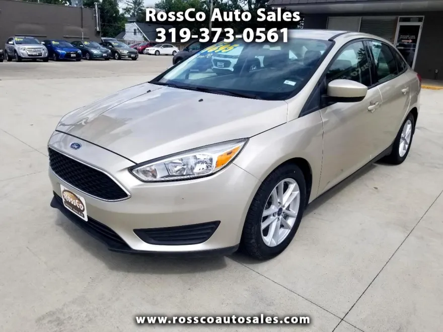 2018 Ford Focus Sedan photo 1