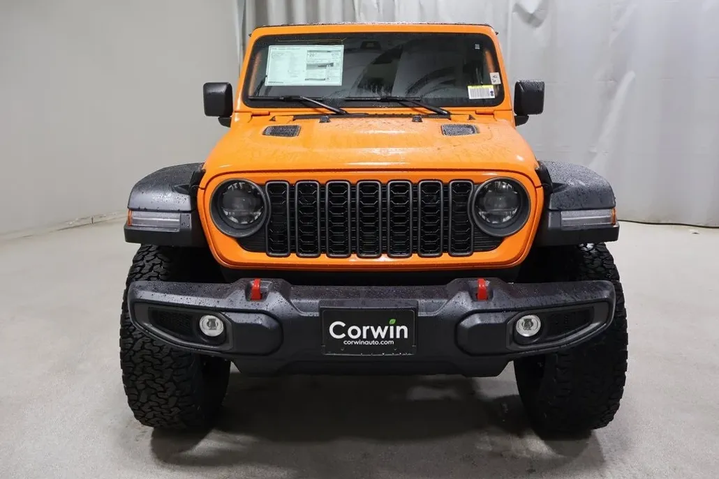 2025 Jeep Wrangler Rubicon photo 1