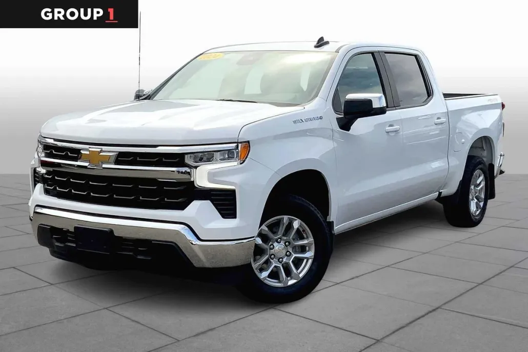 2024 Chevrolet Silverado 1500 LT photo 1