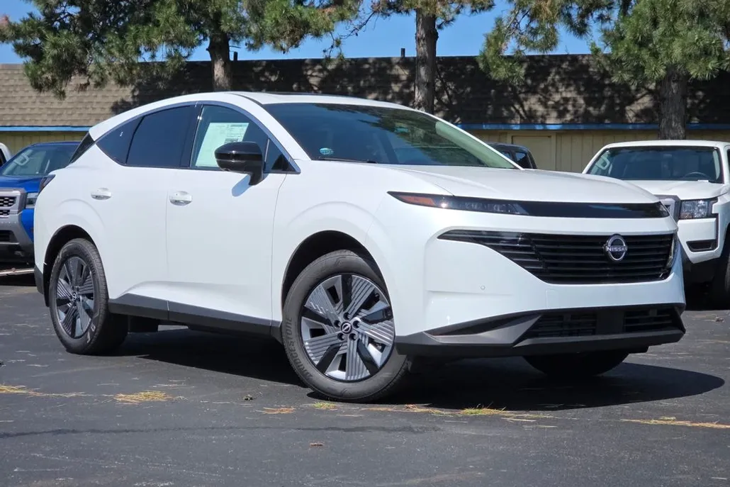 2025 Nissan Murano SL photo 1