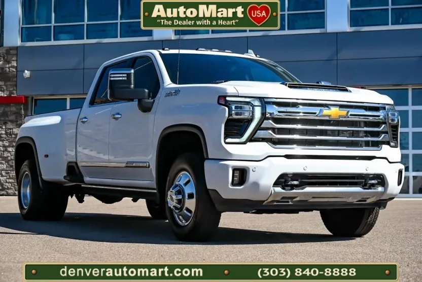 2024 Chevrolet Silverado 3500HD High Country photo 1