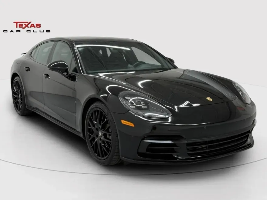 2020 Porsche Panamera 4 photo 1
