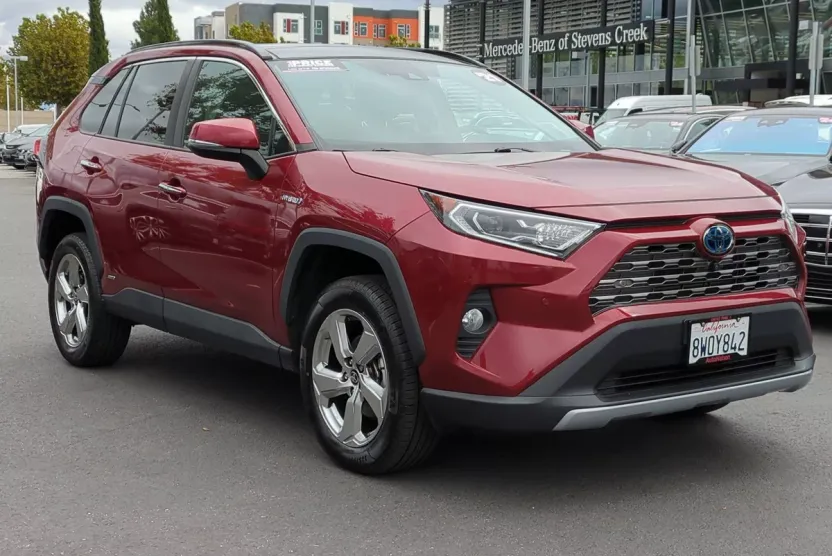 2021 Toyota RAV4 Limited photo 1