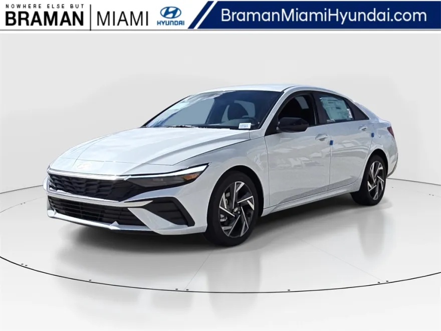 2025 Hyundai Elantra Hybrid SEL Sport photo 1