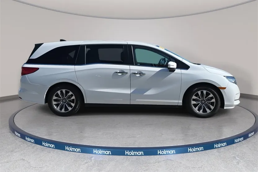 2021 Honda Odyssey EX-L photo 1