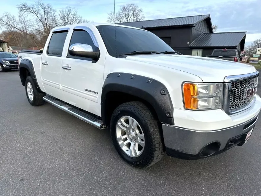 2011 Gmc Sierra 1500 SLT photo 1