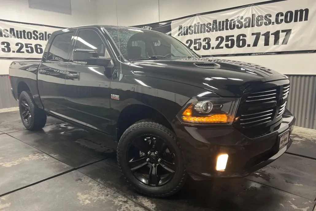 2013 Ram 1500 Sport photo 1