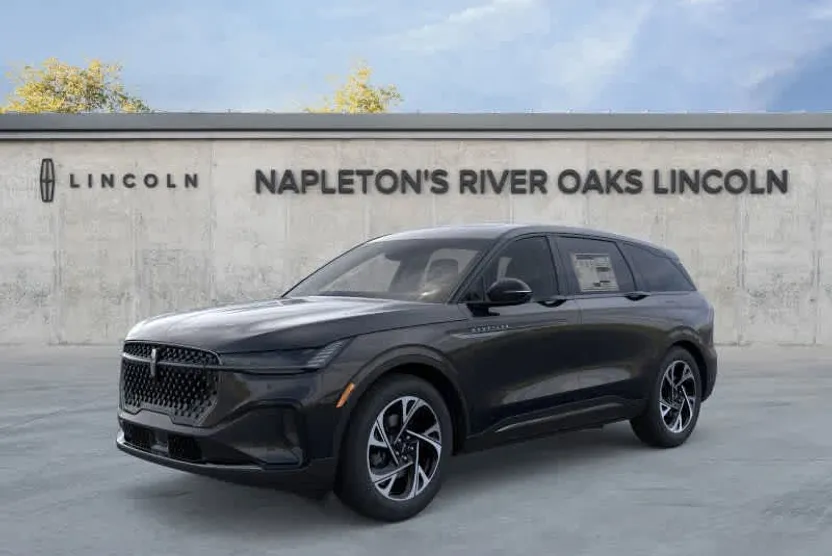 2025 Lincoln Nautilus Premiere photo 1