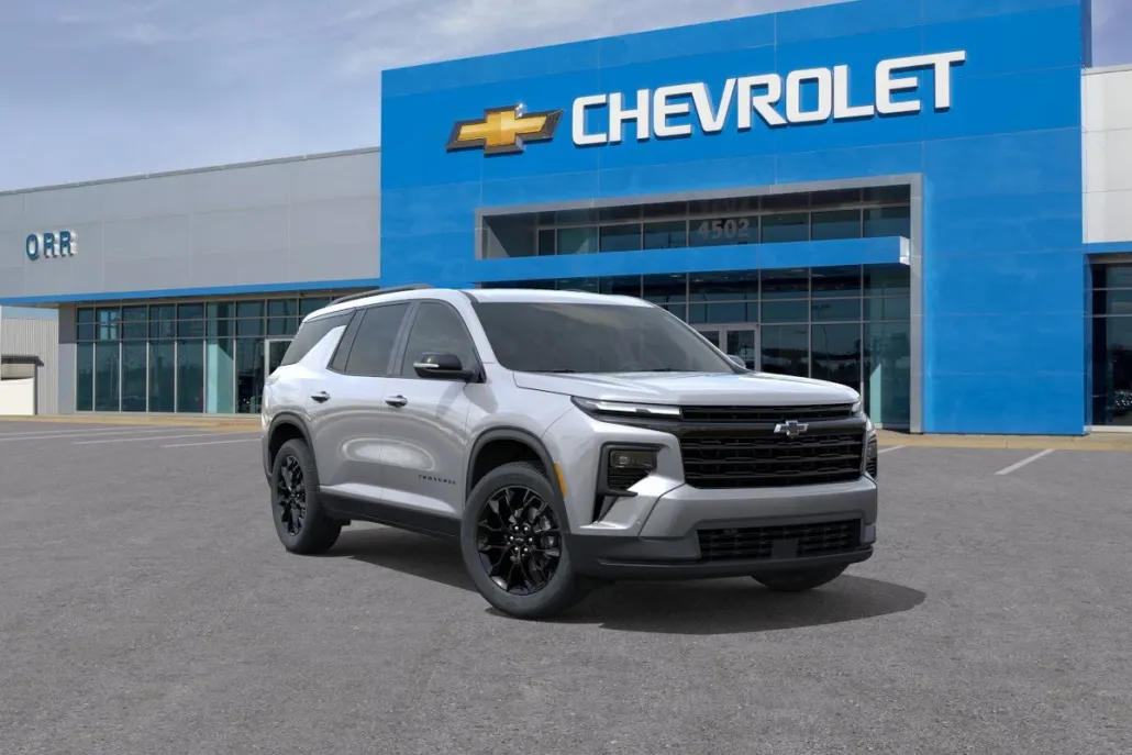 2026 Chevrolet Traverse photo 1
