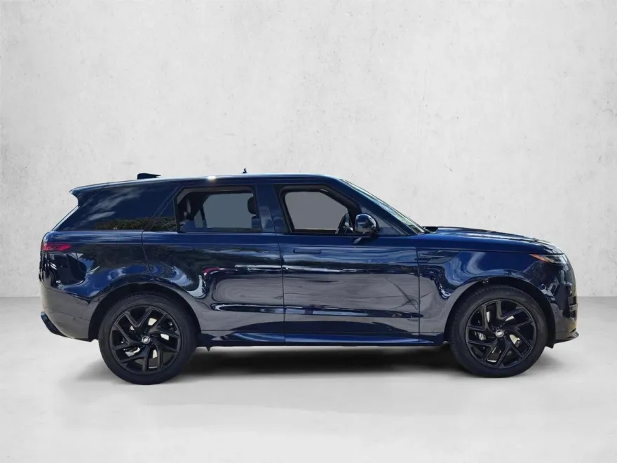2023 Land Rover Range Rover Sport SE photo 1