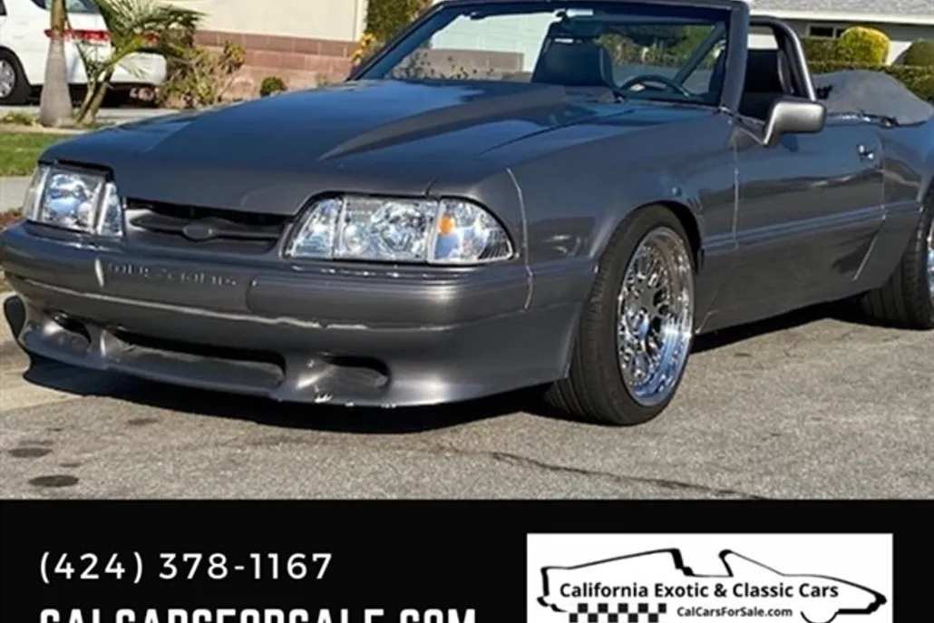 1989 Ford Mustang GT Convertible photo 1