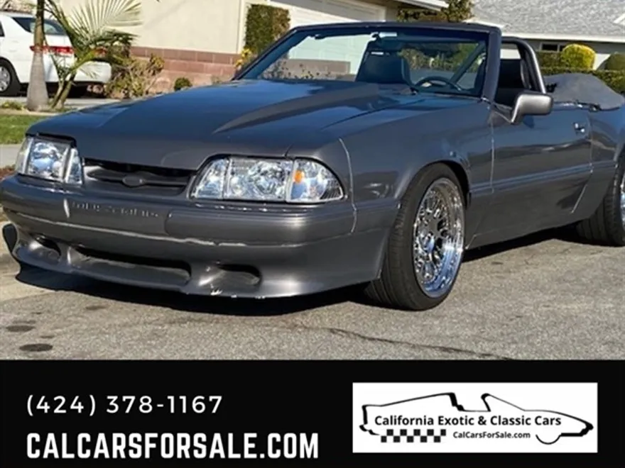 1989 Ford Mustang GT Convertible photo 1