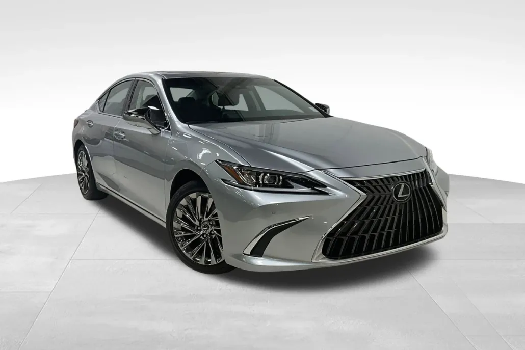 2025 Lexus ES 300h Luxury photo 1