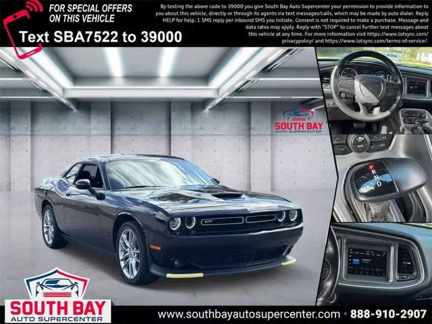 2022 Dodge Challenger GT photo 1