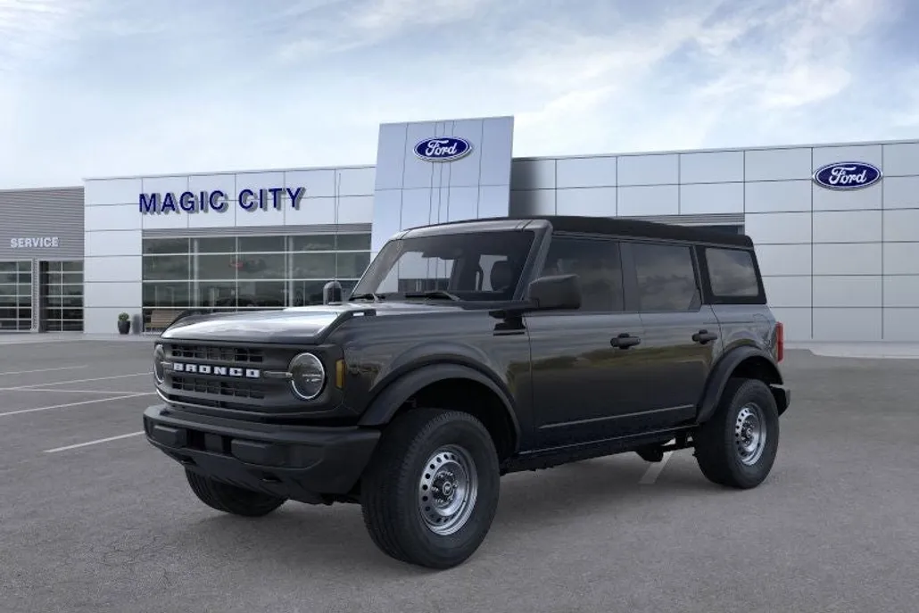 2025 Ford Bronco Base photo 1