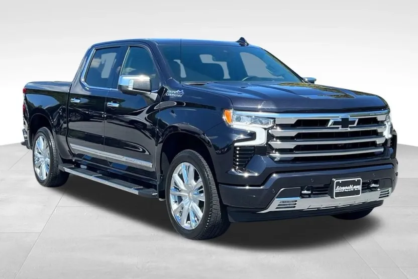 2023 Chevrolet Silverado 1500 High Country photo 1