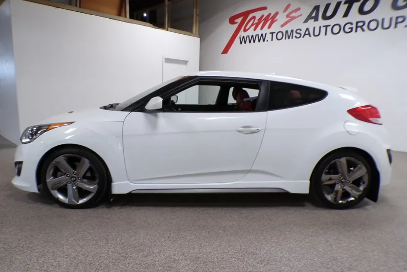 2015 Hyundai Veloster Turbo R-Spec photo 1
