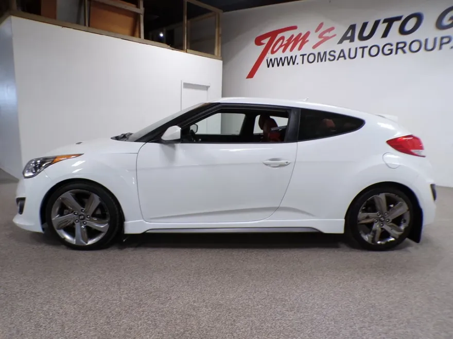 2015 Hyundai Veloster Turbo R-Spec photo 1