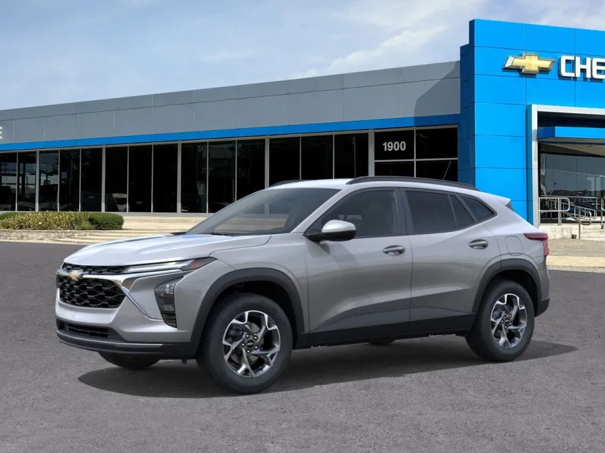 2025 Chevrolet Trax LT photo 1