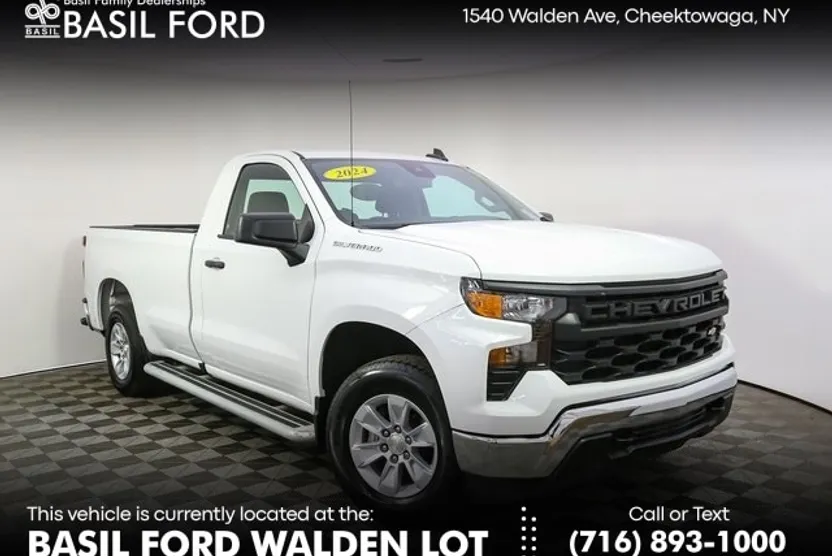 2024 Chevrolet Silverado 1500 photo 1