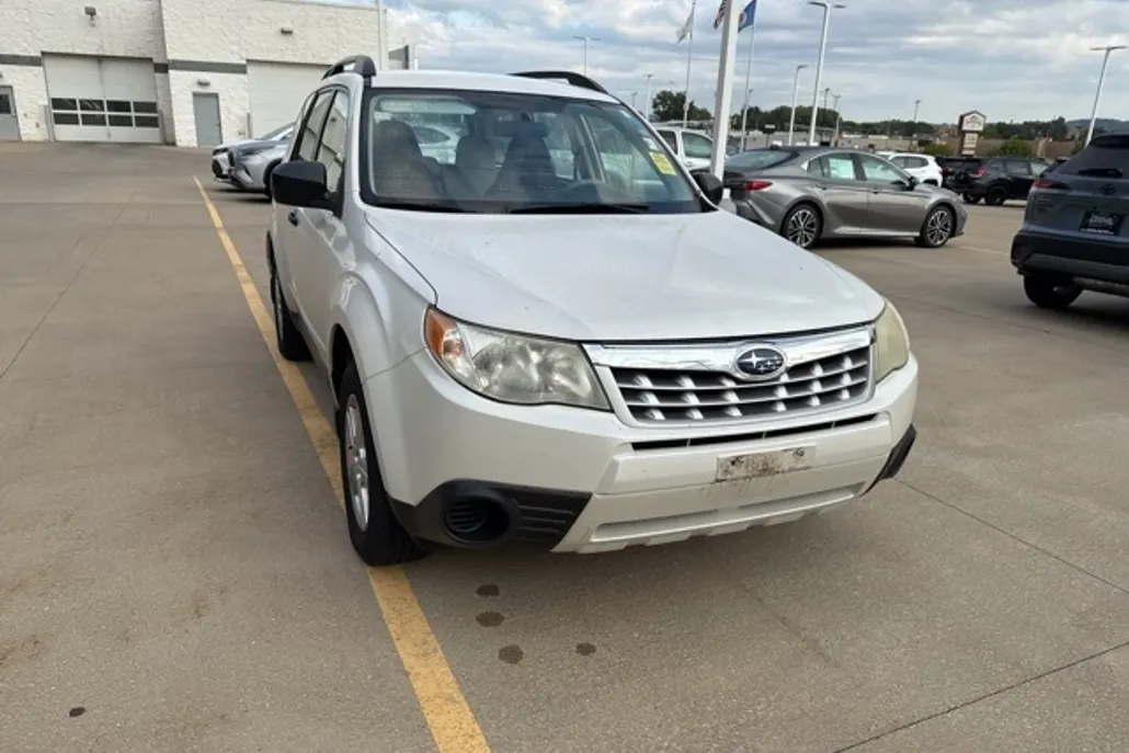 2012 Subaru Forester 2.5X photo 1