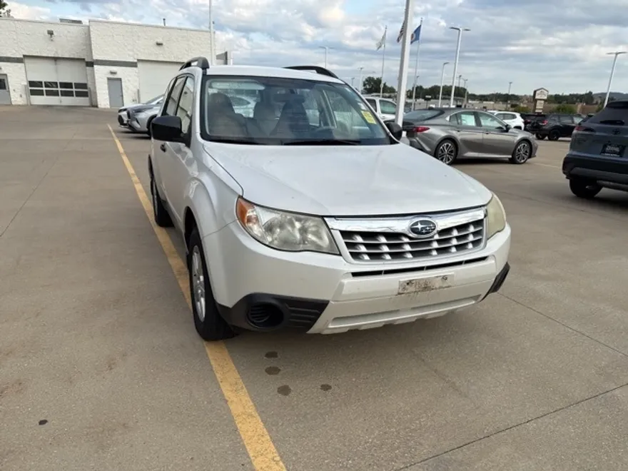 2012 Subaru Forester 2.5X photo 1