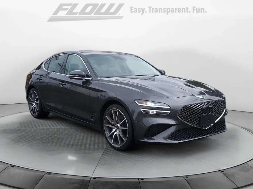 2023 Genesis G70 2.0T photo 1