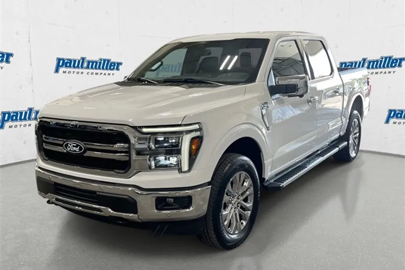 2025 Ford F-150 Lariat photo 1