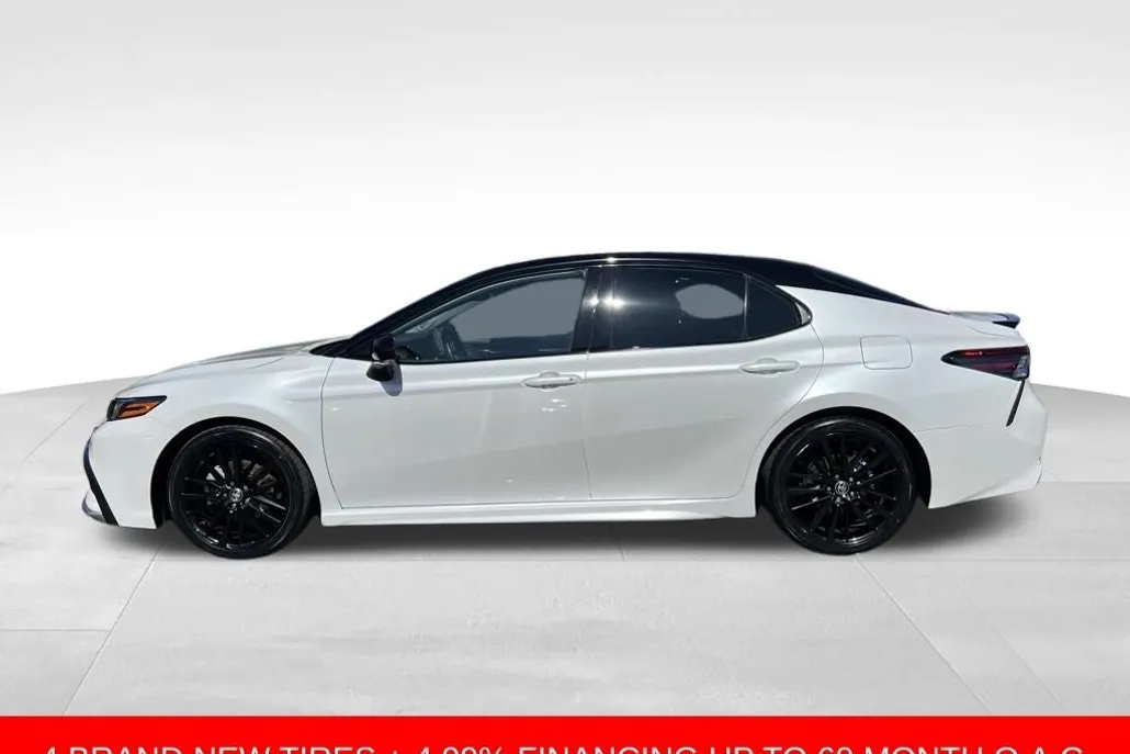2023 Toyota Camry XSE V6 photo 1