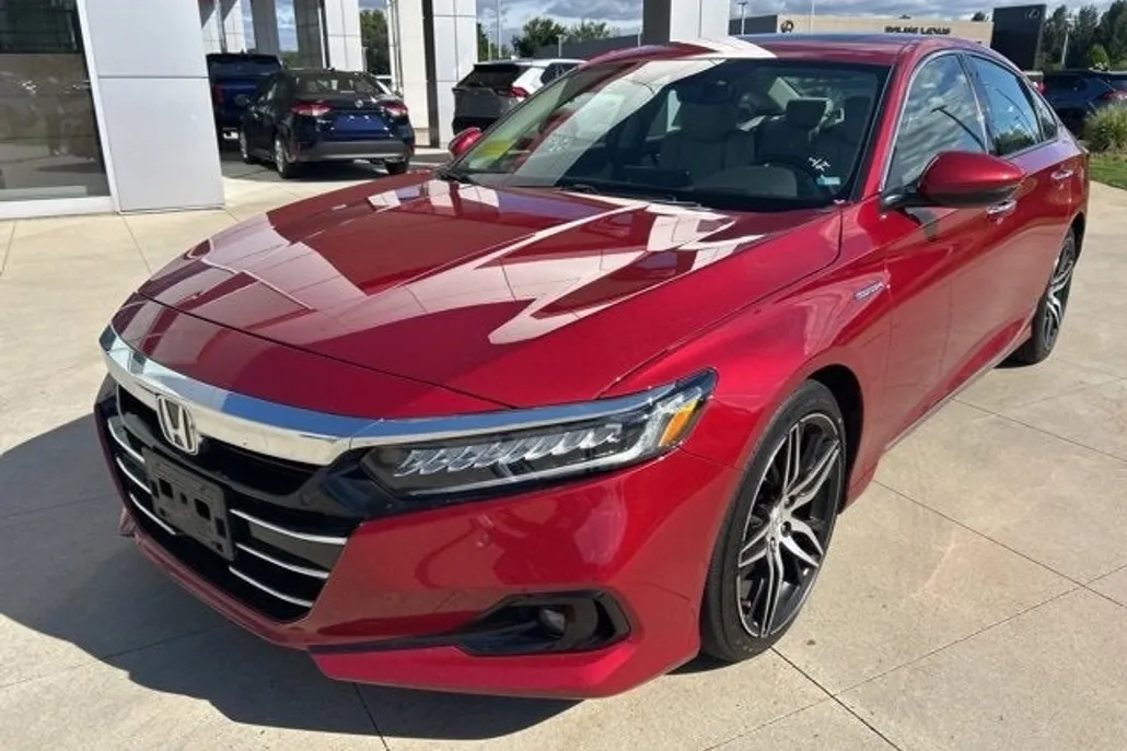 2021 Honda Accord Hybrid Touring photo 1