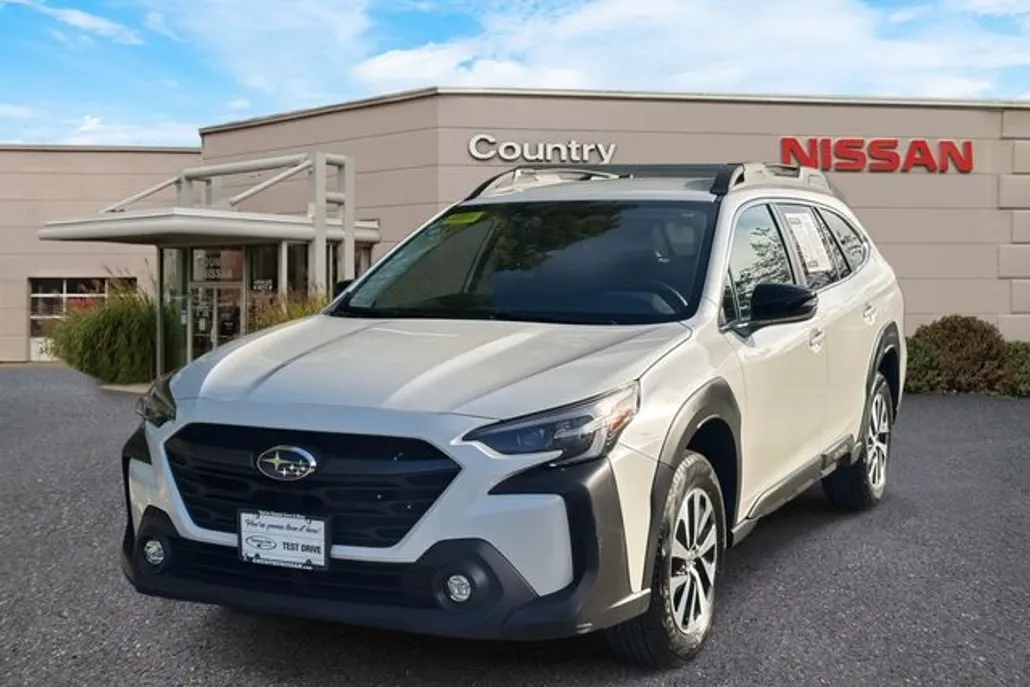 2024 Subaru Outback Premium photo 1