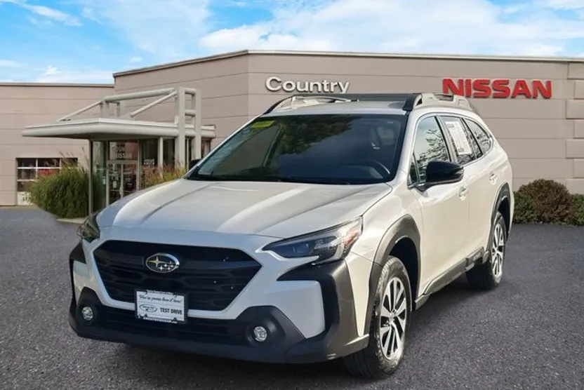 2024 Subaru Outback Premium photo 1
