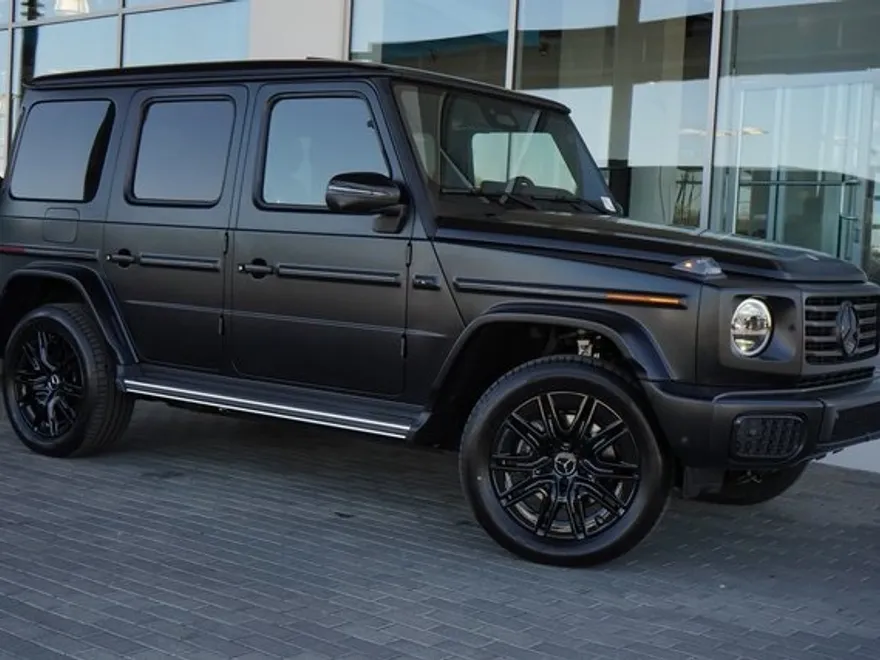2025 Mercedes Benz G photo 1