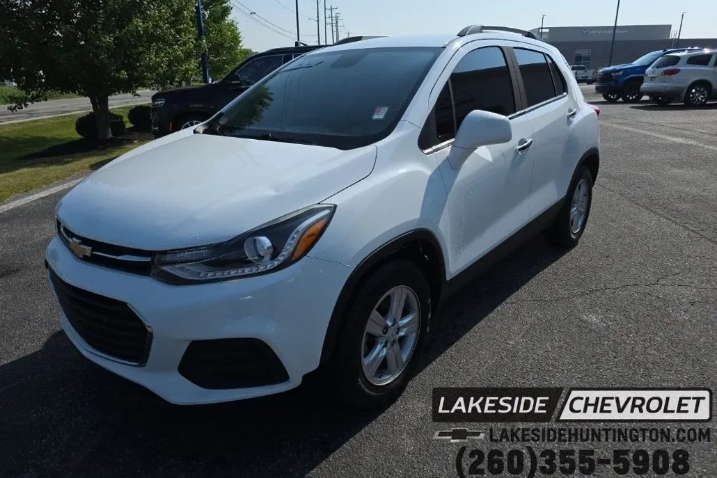 2020 Chevrolet Trax LT photo 1