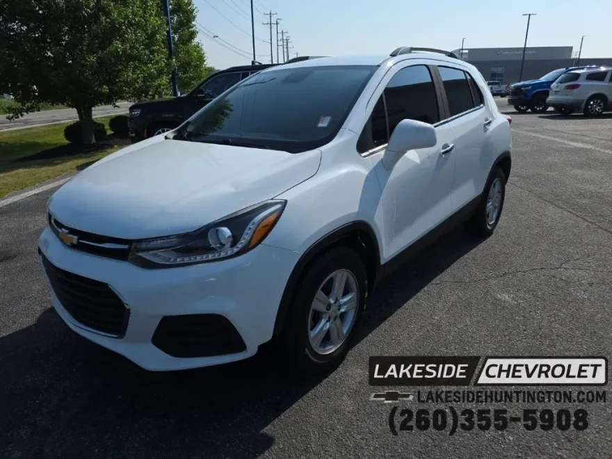 2020 Chevrolet Trax LT photo 1