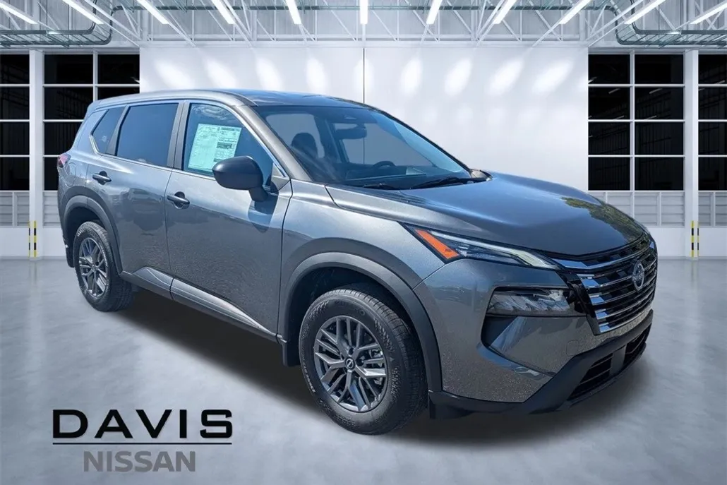 2026 Nissan Rogue S photo 1