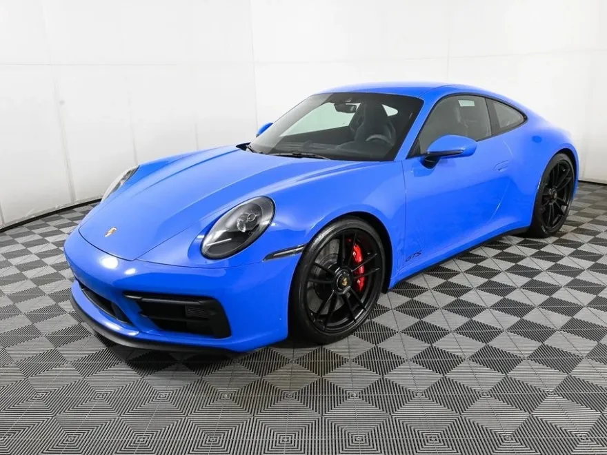 2022 Porsche 911 GTS photo 1