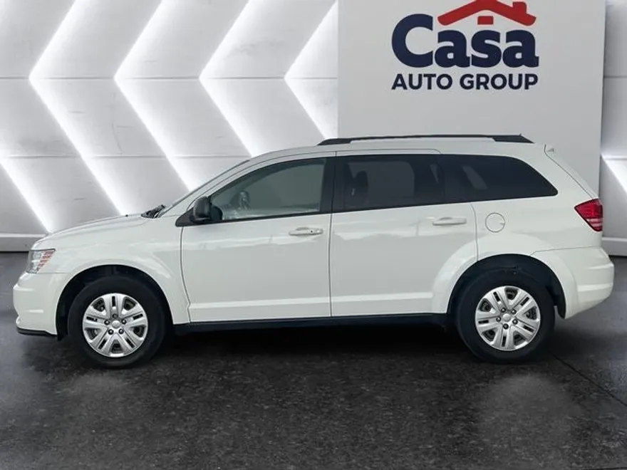 2017 Dodge Journey SE photo 1