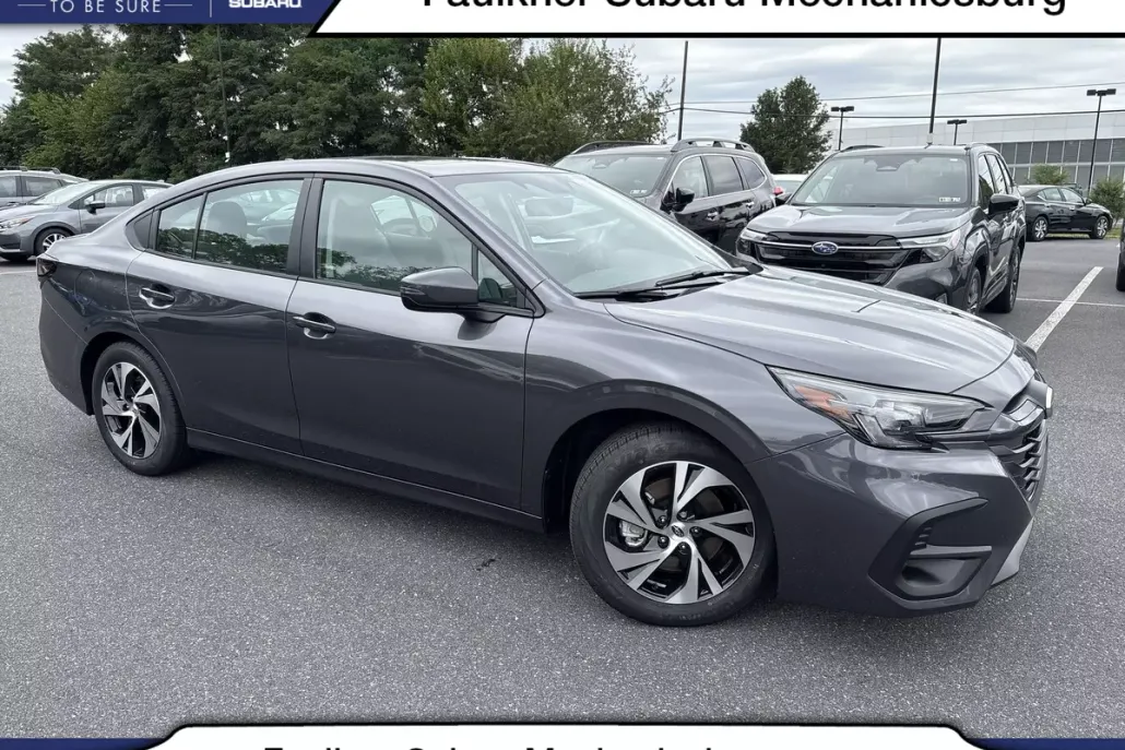 2025 Subaru Legacy Premium photo 1