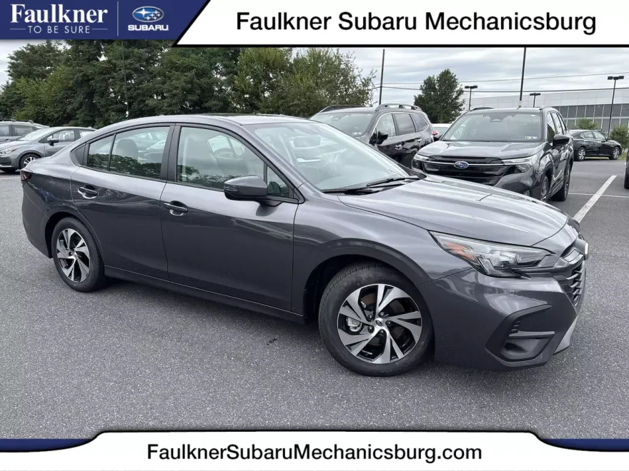 2025 Subaru Legacy Premium photo 1