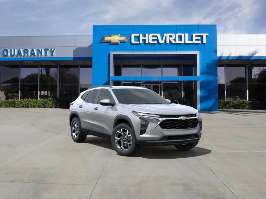 2025 Chevrolet Trax LT photo 1