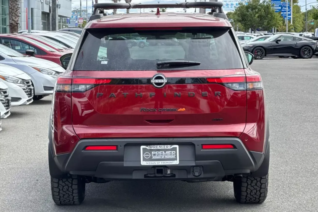 2025 Nissan Pathfinder Rock Creek photo 1