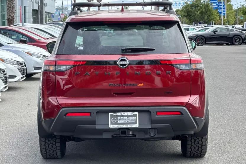 2025 Nissan Pathfinder Rock Creek photo 1