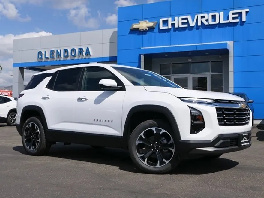2026 Chevrolet Equinox LT photo 1