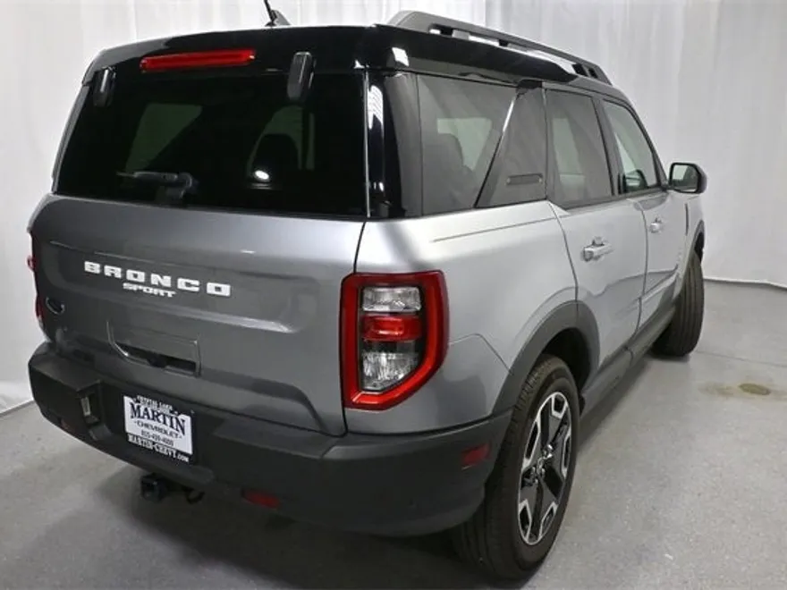 2022 Ford Bronco Sport Outer Banks photo 1